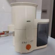 آبمیوه گیری AEG
