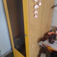 کمد یا کتابخانه چوبی زیبا