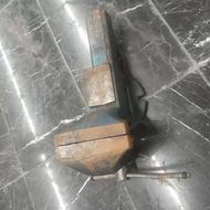 گیره رو میزی 180 راد فک فولادی