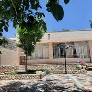 خانه ویلایی همراه باغ