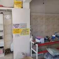ویترین شیشه ای و دکور کار کرده