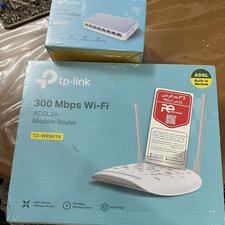 مودم 8961 و سوئیچ 8پورت