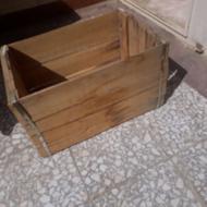 تعدادی جعبه میوه