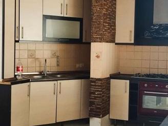 آپارتمان 120متر طبقه اول پارکینگ آسانسورانباری تراس