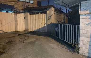 فروش منزل دربست حیاطدارنزدیک به خیابان امامزاده عباس
