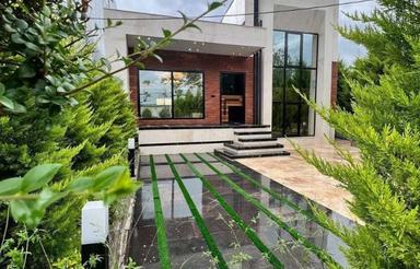 فروش ویلا 250 متر نما مدرنیته ک ارزنده