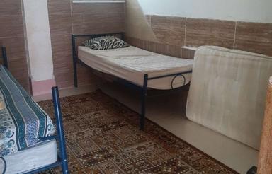اجاره واحد 130متری دوخوابه ( مبله ) طبقه همکف بلوار دانشگاه