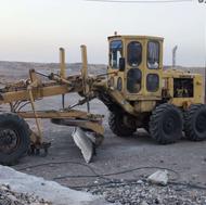 گریدر کوماتسو 705معاوضع با تانکر آپاش