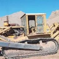 بلدوزر کاترپیلار D8