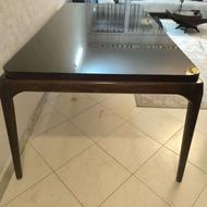 میز شرکتی با شیشه ، در ابعاد 200*110