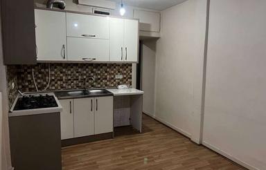 کمیل 30متر همکف با انباری