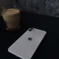 فروش فوری iPhone 11 128GB سفید | آنتن‌دار | کارتن