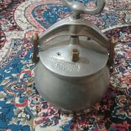 زودپز قدیمی سالم