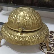 خاویار خوری