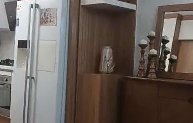 خانه حیاط دار دوبلکس کامل بازسازی شده واقع در خیابان جمهوری
