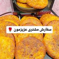 فطیر مغزدار کره ای محلی تبریز