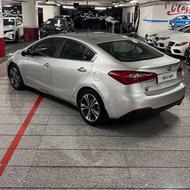 کیا سراتو 2014 نقرهای