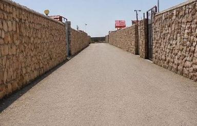 چهار دیواری 300متری/داخل مجموعه