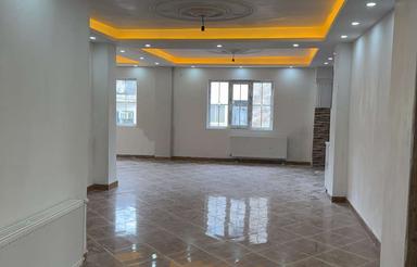 100مترمستقل طبقه اول پارکینگ دار نورگیر بی نظیر خوش نقشه