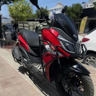موتورj200 sym لاکاغذ