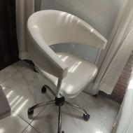 تخت مژه و ماساژقفسه دار و باکسدار باصندلی جکدار کاملا سالم
