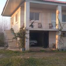 یک هکتار خانه محوطه هکتاری