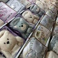 کارگر آقا برای فروشگاه سیسمونی