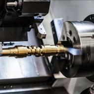 خدمات تراشکاری cnc وتراب