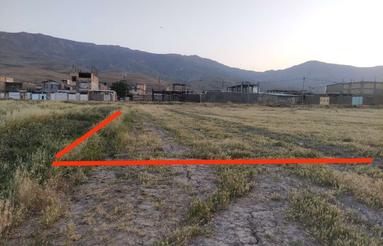 زمین چغابدار زیر کانال آب