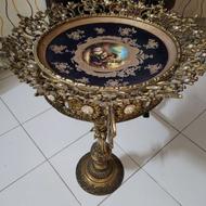 میوه خوری کنار سالنی برنز پایهدار طلاکوب مدرن