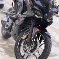 موتور ار اس200