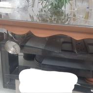 فقط میز تک