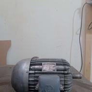 دینام یا الکتروموتور سه فاز الکو