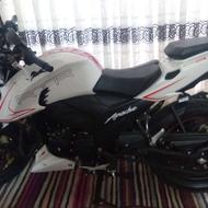آپاچی آر200خشک