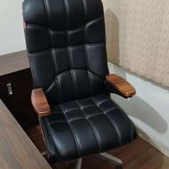 صندلی مدیریتی خلبانی درجه 1