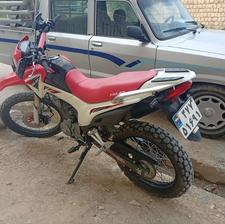 فلات crf200
