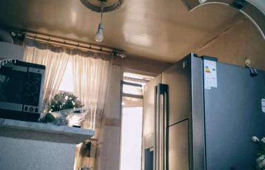 50 متر ، طبقه 4 ، 50 متری مترو و BRT