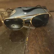 عینک rayban اصل با جعبه