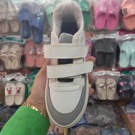 کفش مدرسه دوچسبی