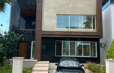 ویلا تریبلکس نما مدرن شهرکی 345زمین 325بنااستخردارسرخرود
