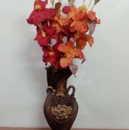 گل و گلدان