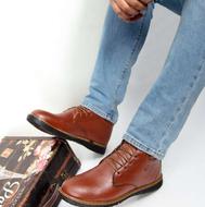 نیم بوت clarks مشکی.عسلی.
