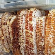 عسل درمانی کمری آذربایجان شرقی با موم طبیعی
