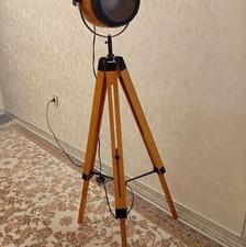 آباژور ایستاده چوبی