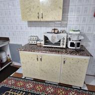 کابین فلزی در حد نو بهمراه سینک دولگنه
