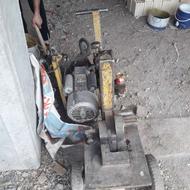 قیچی برقی در میانه