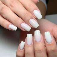 خدمات کاشت ناخن رایگان