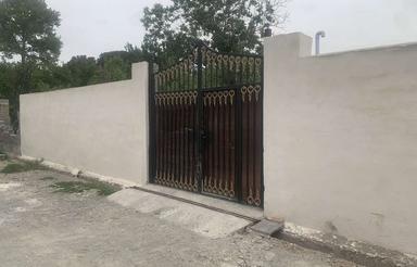 700 متر باغچه چهاردیوار سند دار