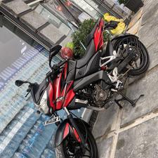 NS200قرمز مشکی