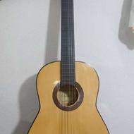 گیتار با پایه
